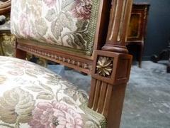 Louis 16 style Sofaset in carved wallnut, France 1900