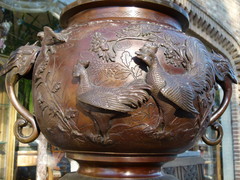 style A huge Japanese centerpiece brule-parfum with birds in  bronze patinated, Japan 1880 Meeiji