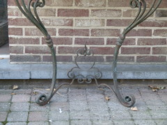 style A pair wrought iron consoles with marble top in iron and marble, France 1900-1920