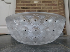 Art-deco style Lalique coupe 