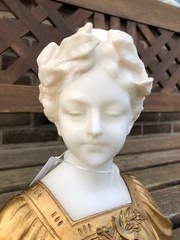 Art-nouveau style Lady buste by Nelson in gilded bronze and alabaster, France 1890