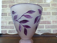 Art nouveau style Moda signed Vase in etched glass, France 1920