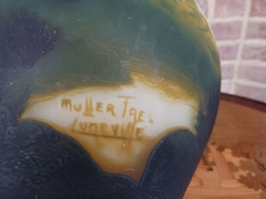 Art-nouveau style Muller freres signed vase  in glass, France 1920