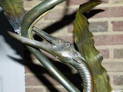 Art-nouveau style patinated bronze lamp with a bird in patinated bronze, France 1900