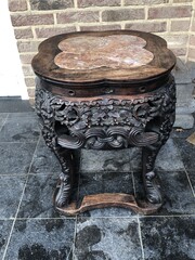 Asiatique style Chinese stand table in hard wood, China 1900