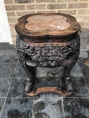 Asiatique style Chinese stand table in hard wood, China 1900