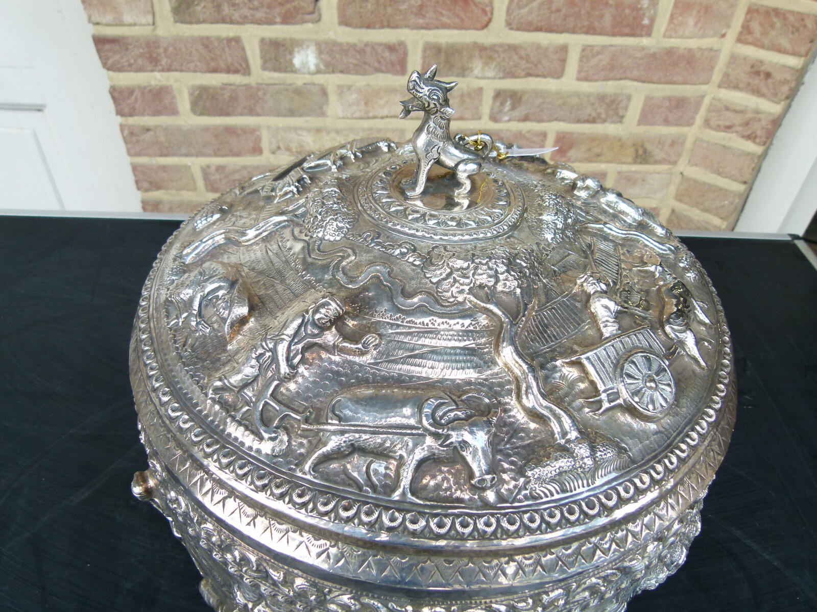 Asiatique Huge bowl 1785gr silver marked Habi