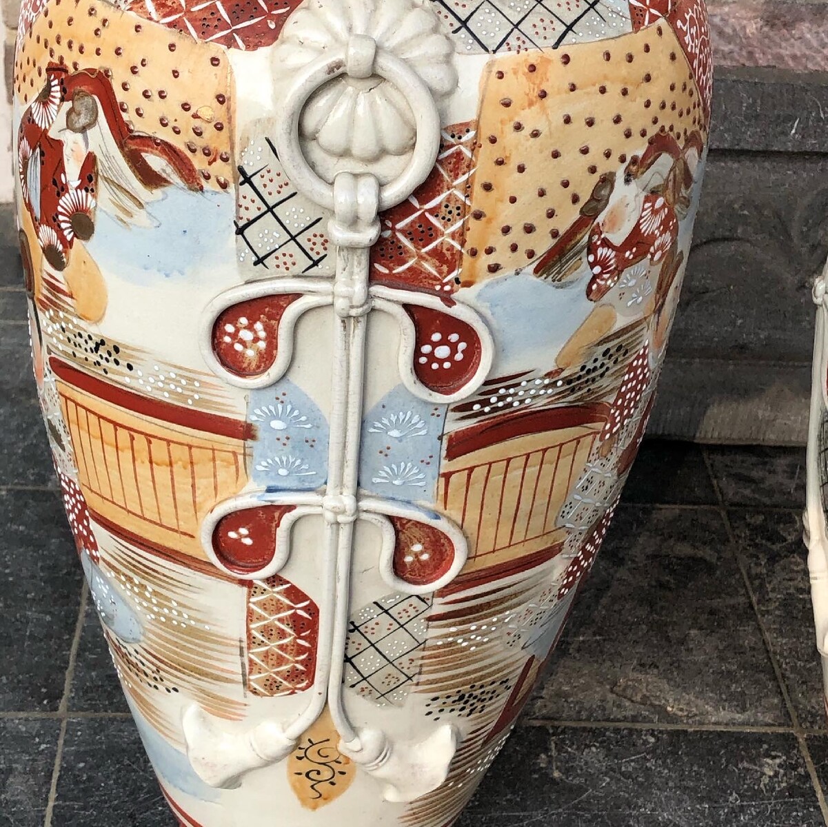 Asiatique Pair Japanese Satsuma vases