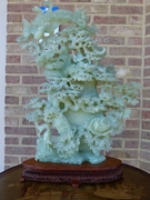 Asiatique style Sculpture of a tree with animals in carved jade, China 1960