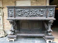 Barock style Highly carved credence cabinet in wood, Italie 1880