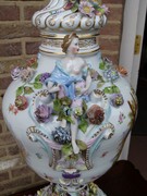 Belle epoque style Huge vase with romantic scenes in hand painted porcelain, Germany Turingen 1920