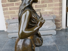 Belle epoque style Sculpture of a gipsy lady 