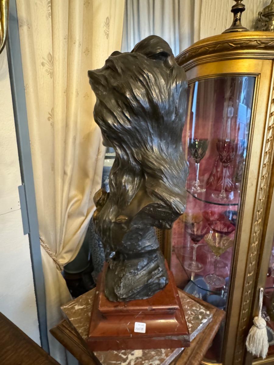 Bronze patinated buste of a lady by E.Villanis