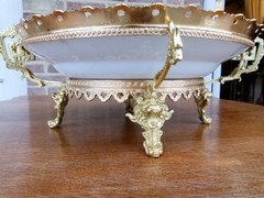 style Centerpiece coupe in Germen porcelain and French bronze,  porcelain and bronze 1920