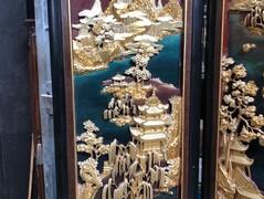 style Chinese 4 panel roomscreen in gilded and colored carved wood, China 1920