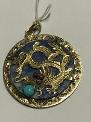 Chinese style Hanger weight 9.8gr in 14 karat gold,lapis lasuli,2 smaragd and turquoise, China 1960