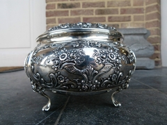 Dutch style Solid silver Box in 835 silver, The Netherlands 1920