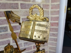 Empire style Clock pendule  in gilt bronze, France 1820