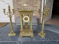 Empire style Clockset  in gilded bronze and onyx, France 1880