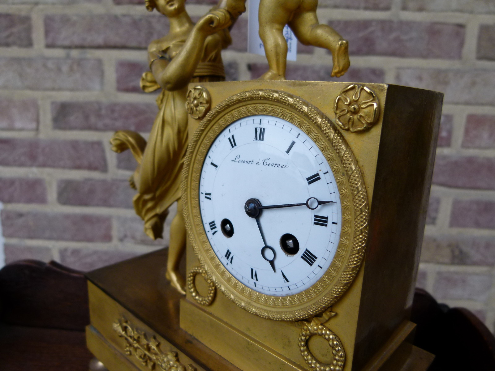 Empire Miniature pendule clock with a lady and child