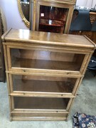 style Englisch bookcase in oak, England 1940