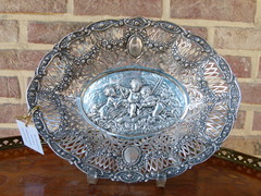 style German 835 silver plate with romantic scene of putti,s, Germany 1900