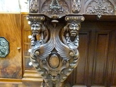 style Highly quality carved Henri 2 credence cabinet in walnut, France 1890