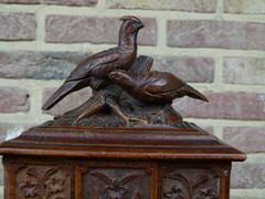 Hunting style Black forest juwel box in carved wood, Germany 1900