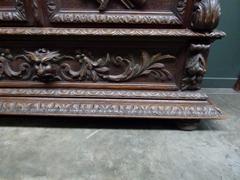 Hunting style Bookcase in carved oak, France 1880