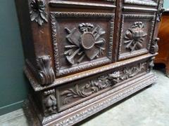 Hunting style Bookcase in carved oak, France 1880