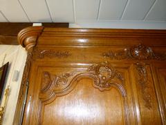 Ile de France style Wardrope in carved oak, France 1800