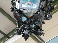 style Lamp in wrought iron and stained glass, Belgium 1920