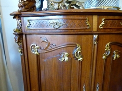 Louis 15 style Cabinet in carved and gilded wallnut, Austria 1890