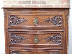 Louis 15 style curved chest of drawers in carved oak, Belgium,Liége 1900