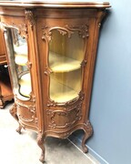 Louis 15 style Display cabinet 1 door vitrine  in walnut, Austria 1900