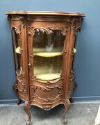 Louis 15 style Display cabinet 1 door vitrine  in walnut, Austria 1900