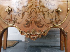 Louis 15 style Display cabinet with flower marquetry and gilded bronzes in different woods, France 1930