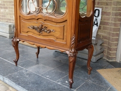 Louis 15 style one door display cabinet vitrine in carved walnut, Austria 1900