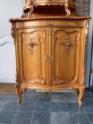 Louis 15 style Very nice quality Wiener barock cabinet in carved walnut and gilt, Austria,Vienna 1880