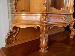 Louis 15 style Very nice quality Wiener barock cabinet in carved walnut and gilt, Austria,Vienna 1880