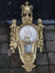 Louis 16 style Cartel wall clock in gilded bronze, France 1880