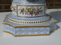 Louis 16 style Clock in porcelain de Paris, France 1880