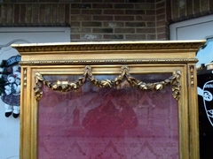 Louis 16 style Display cabinet/ vitrine in gilded wood, Italy 1890