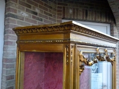 Louis 16 style Display cabinet/ vitrine in gilded wood, Italy 1890