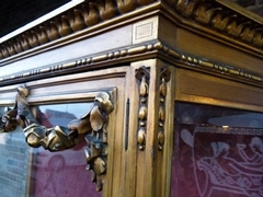 Louis 16 style Display cabinet/ vitrine in gilded wood, Italy 1890