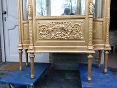 Louis 16 style Displaycabinet vitrine in gilded wood, France 1890