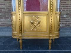 Louis 16 style Gilded displaycabinet vitrine in gilded wood, France 1890