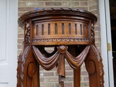 Louis 16 style Pedestal in carved wallnut, France 1900