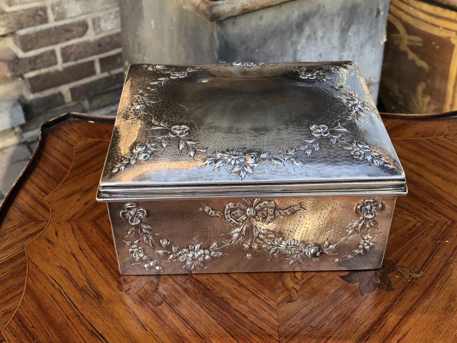 Louis 16 Solid silver box Altenloh Bruxelles