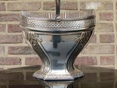 Louis 16 style Centerpiece with crystal in 800 silver signed RR 1880